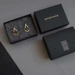 Earring packaging boxes with foam inserts and custom branding